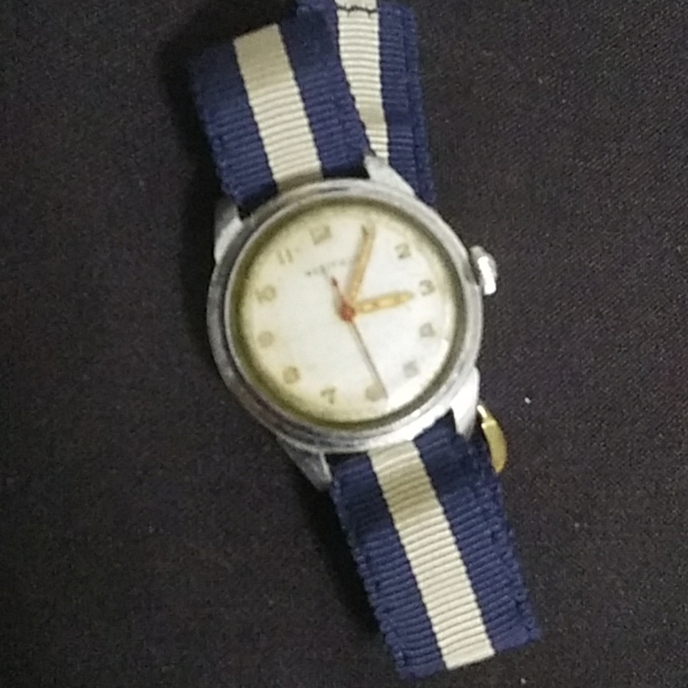 Vintage WW2 Westfield "Watertite" Manual Watch - Picture 2 of 4